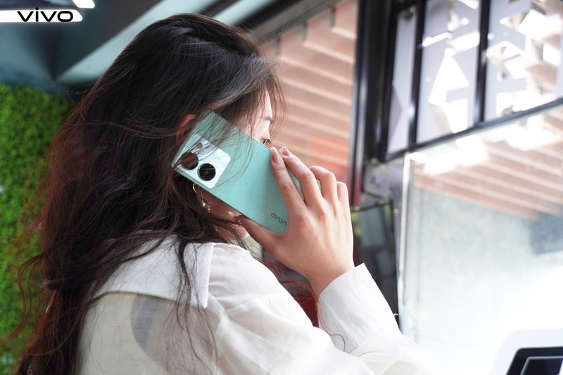 Nên mua điện thoại vivo hay Xiaomi v7.jpg