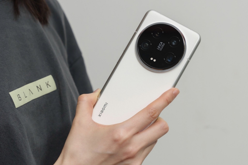 Nên mua điện thoại vivo hay Xiaomi x6.jpg