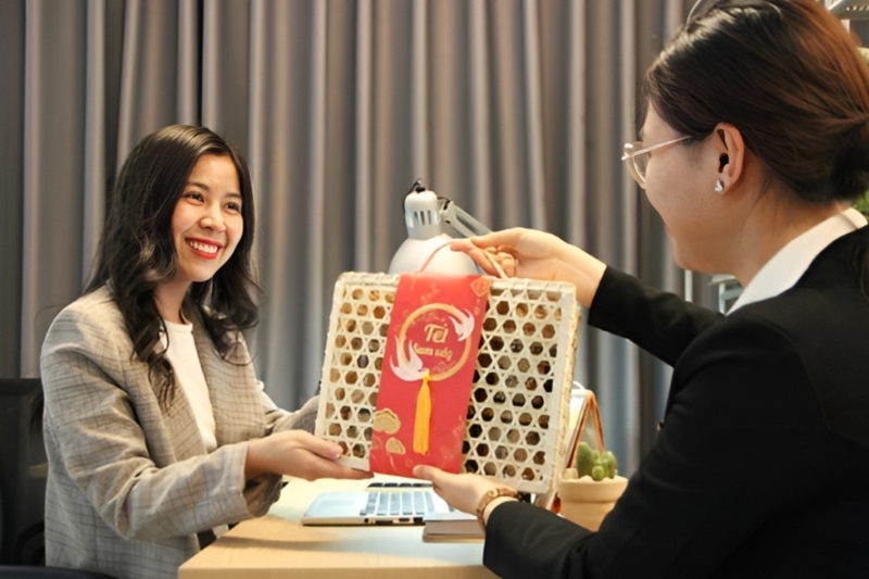 Nên tặng quà Tết vào ngày nào 3.jpg