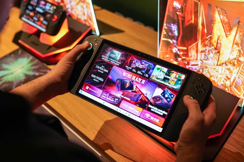 Điểm nhấn ấn tượng của dòng Nitro Blaze chính là màn hình cảm ứng WQXGA