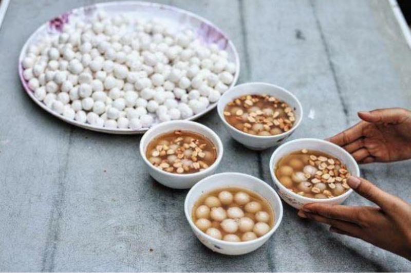 Nước dùng thắng dền