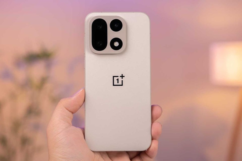 OnePlus 15 5G