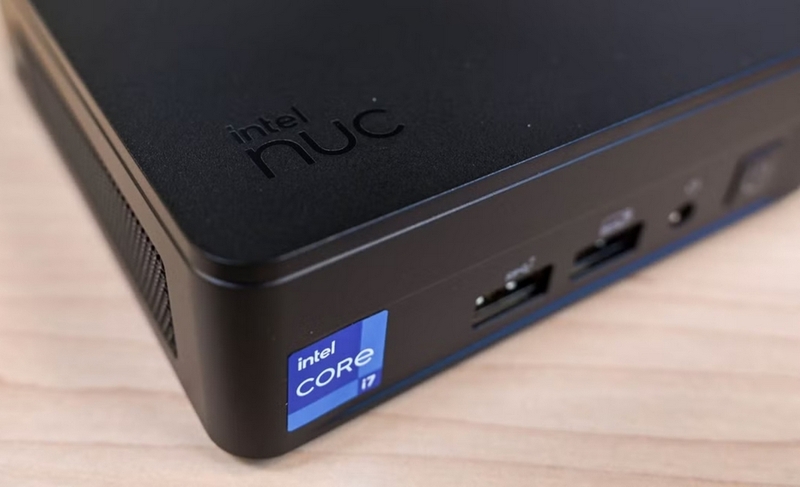 PC có chỗ cắm thẻ nhớ không ảnh 1