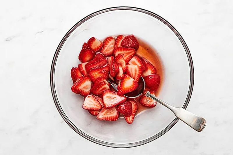 Panna cotta dâu - 06