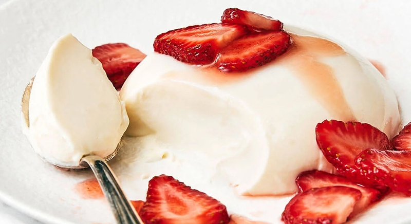 Panna cotta dâu - 03