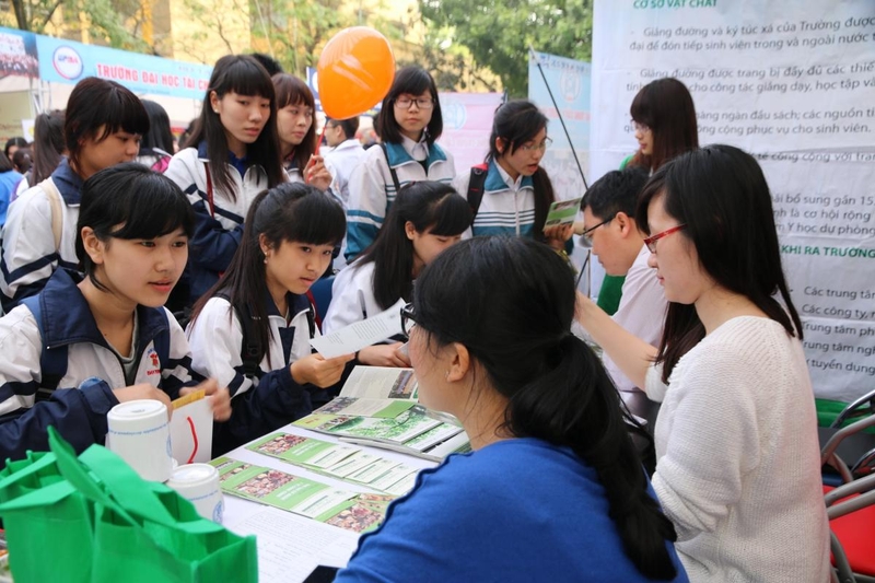 Phân biệt khối thi và tổ hợp môn 3.png