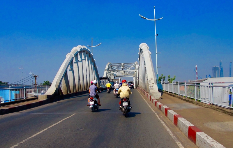 Điều chỉnh giấy tờ nhà đất và hồ sơ kinh doanh
