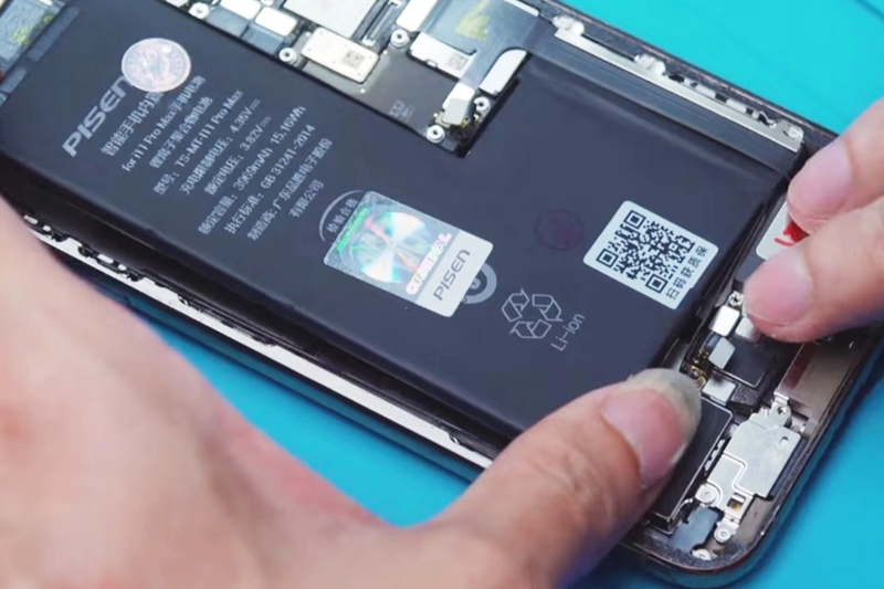 Pin dung lượng cao cho iPhone là gì? (3)