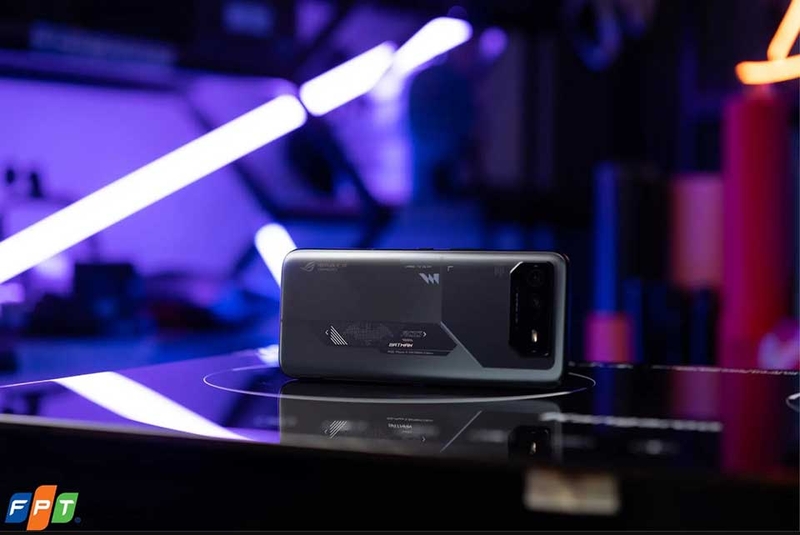 ROG Phone 6 Batman Edition - 03