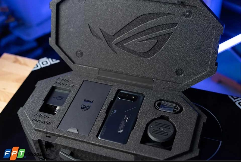 ROG Phone 6 Batman Edition - 12