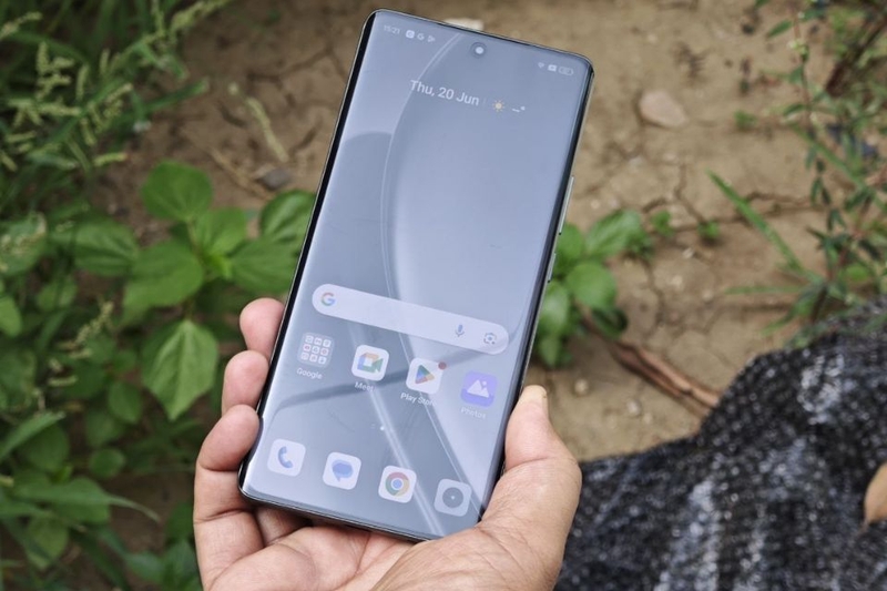 Realme GT 6