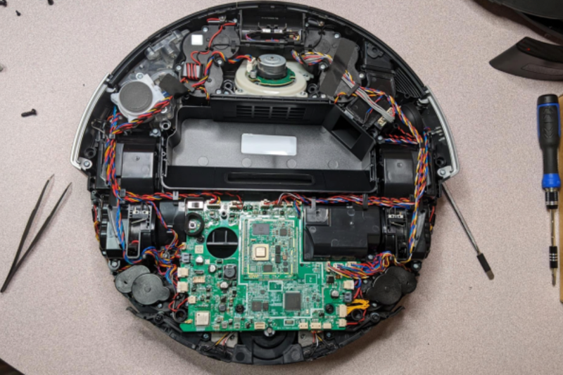 Robot h&uacute;t bụi kh&ocirc;ng sạch