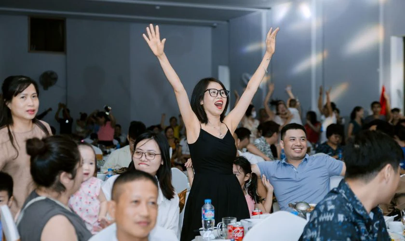 STT 20.10 hài hước 2025 3.png