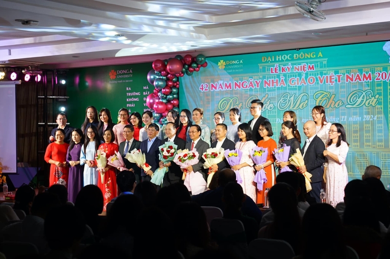 STT ngày 20 11 cho giáo viên 1.jpg