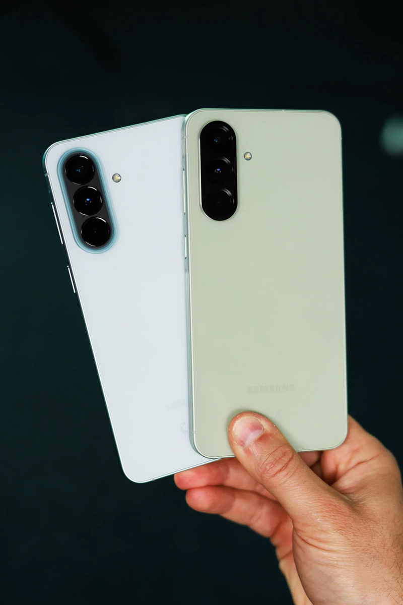 So sánh Samsung Galaxy A57 và Galaxy A56 ảnh 2