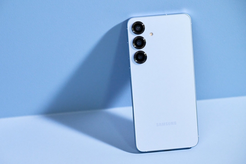 Thiết kế Samsung Galaxy S25 (ảnh 2)
