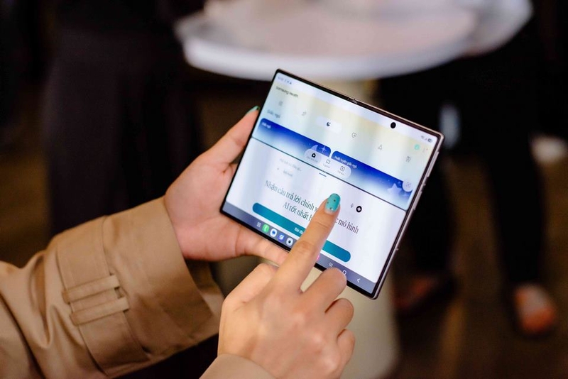 Có nên mua Samsung Galaxy Z Fold8 không