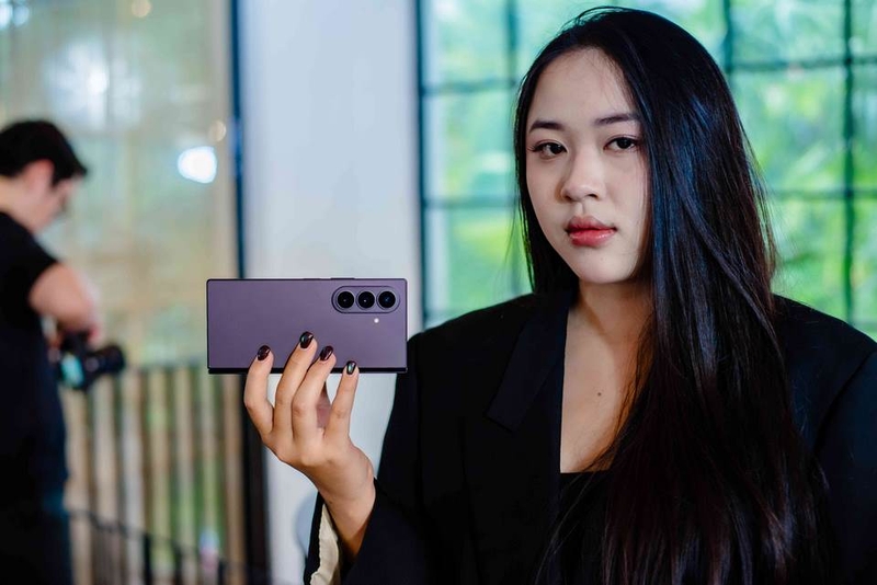 Giới thiệu Samsung Galaxy Z Fold 8 Ultra