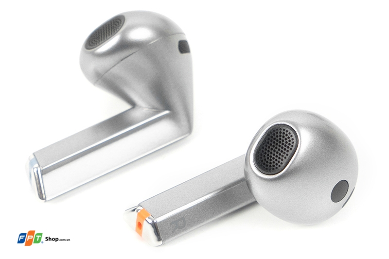 So sánh Galaxy Buds 3 và Airpods 4 3.jpg