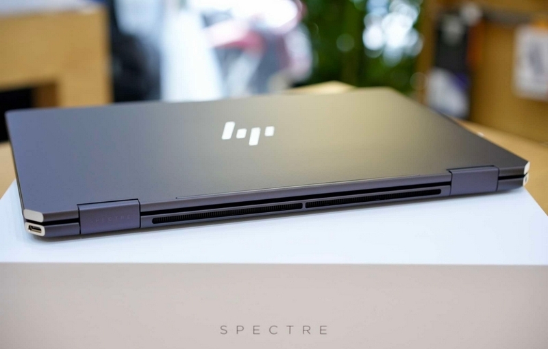 So sánh HP Envy và HP Spectre ảnh 6