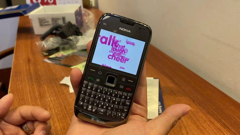 So sánh Nokia E72 và Nokia E73 ảnh 6
