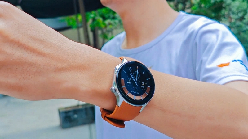 So sánh OPPO Watch và Apple Watch ảnh 6