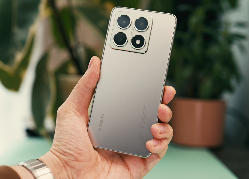 So sánh Oppo Reno14 F và Xiaomi 14T 1b.png