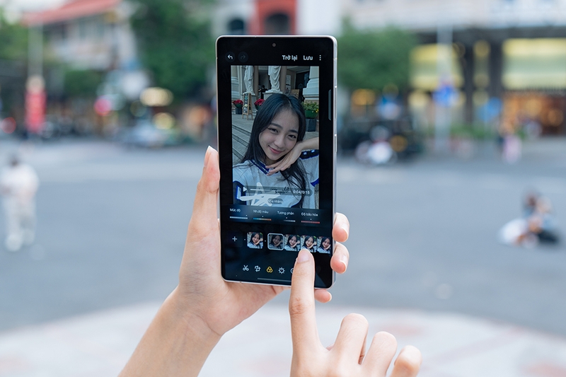 So sánh Xiaomi 15 Ultra và S25 Ultra 4.jpg