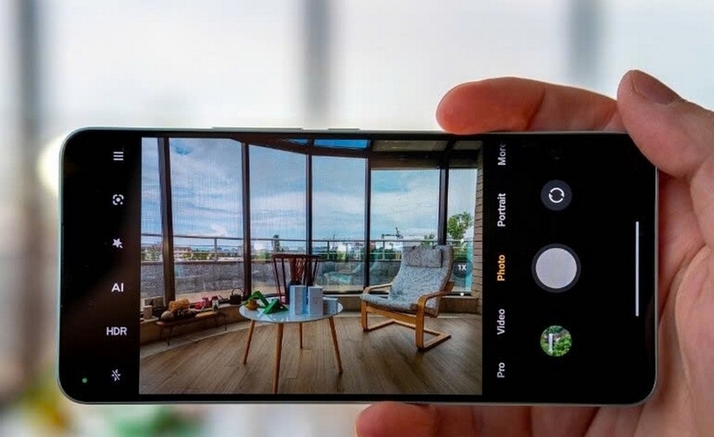 So sánh Xiaomi và Samsung tầm trung ảnh 4