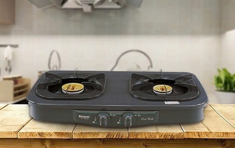 So s&aacute;nh bếp gas Rinnai v&agrave; Paloma ảnh 3