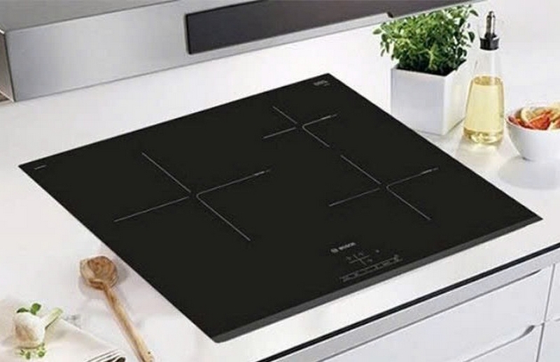 So s&aacute;nh bếp từ Bosch v&agrave; Panasonic ảnh 4