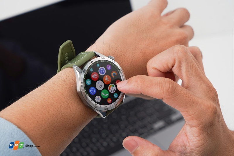 So sánh đồng hồ Xiaomi và Huawei h2.jpg