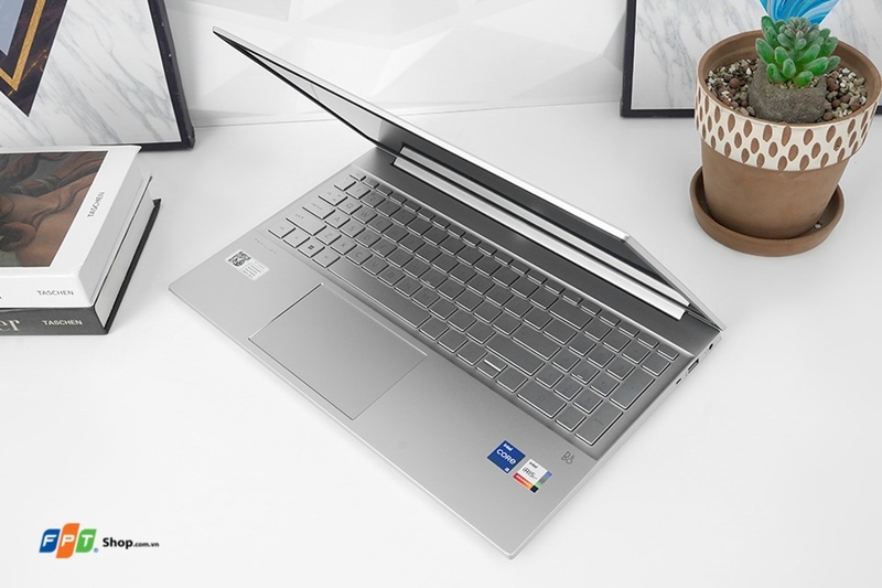 So sánh laptop HP Pavilion và HP Victus ảnh 9