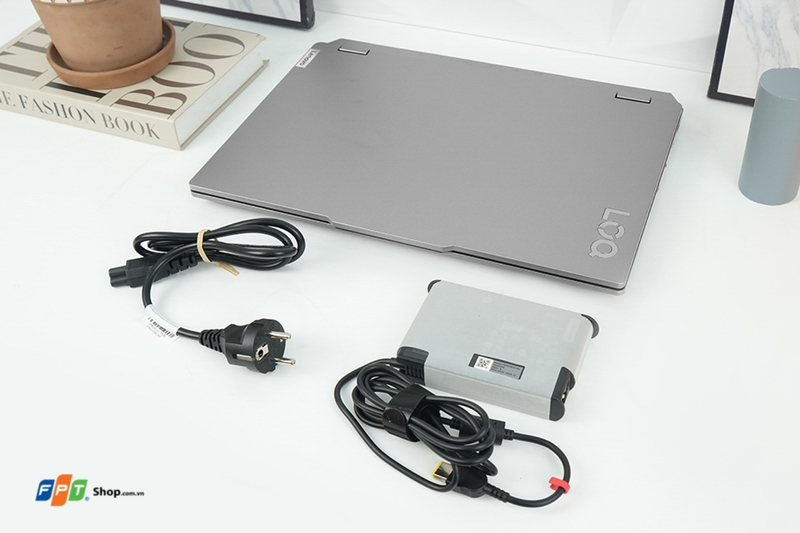 so sánh laptop Lenovo Thinkpad và Lenovo LOQ (ảnh 2)