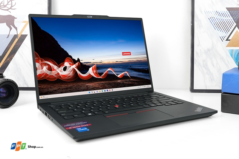 so sánh laptop Lenovo Thinkpad và Lenovo LOQ (ảnh 7)