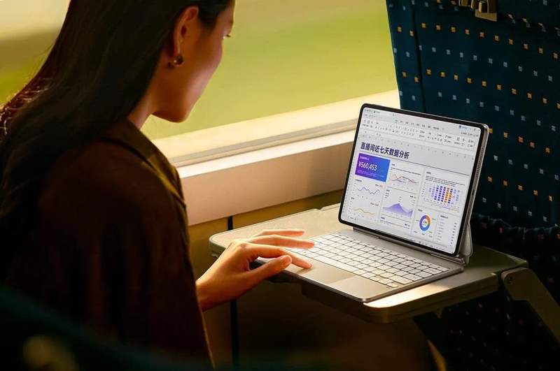So sánh máy tính bảng Samsung và Xiaomi 8.png