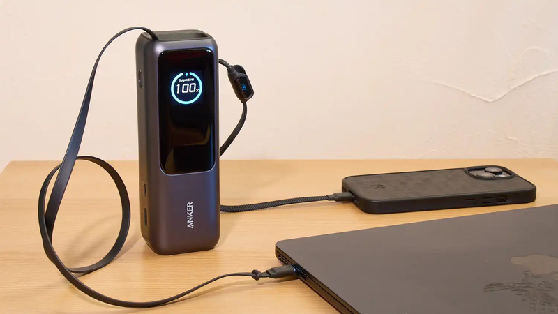 So sánh sạc dự phòng Anker và Energizer 1.png