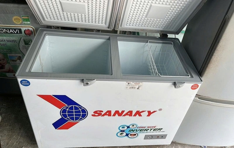 So sánh tủ đông Sanaky và Darling ảnh 7