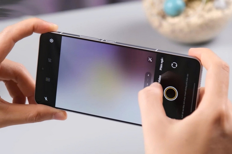So sánh vivo iQOO 13 và Xiaomi 15 ảnh 3
