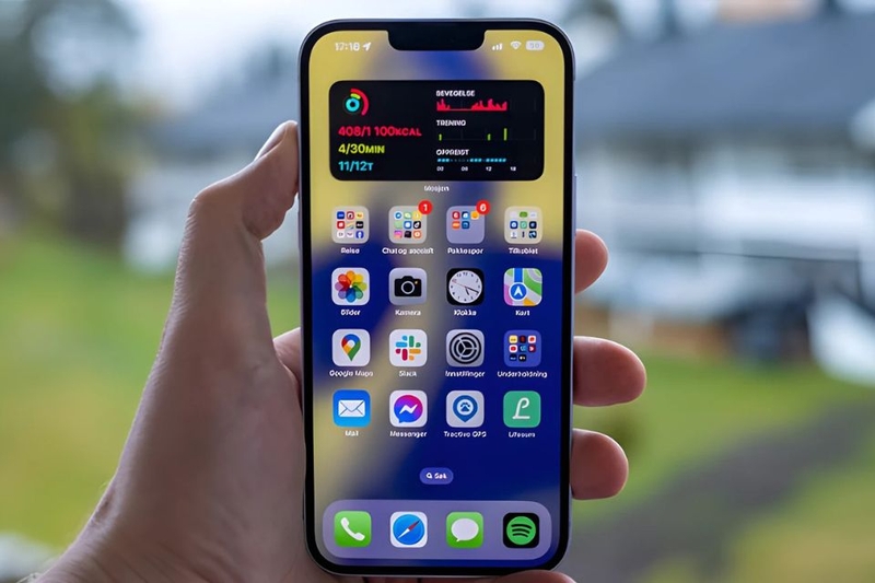 Sử dụng app gốc của Apple để chụp ảnh