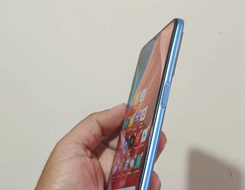 Sửa nút nguồn điện thoại Oppo bao nhiêu tiền 4.png