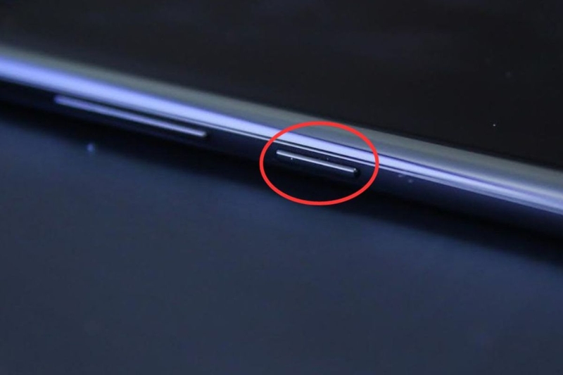 Sửa nút nguồn điện thoại Oppo bao nhiêu tiền 6.jpg