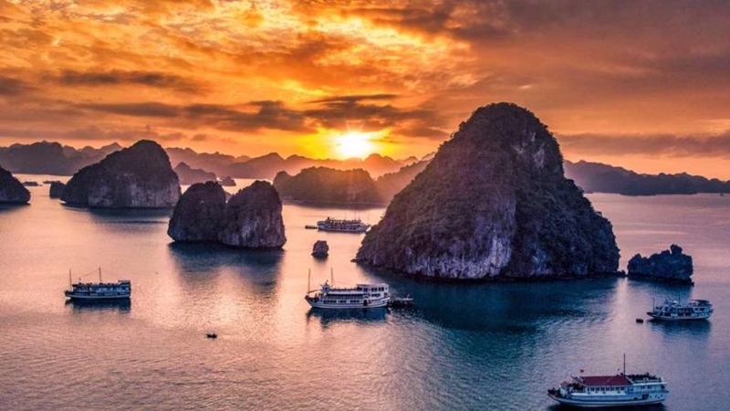 Tháng 10 du lịch biển ở đâu miền Bắc? 1