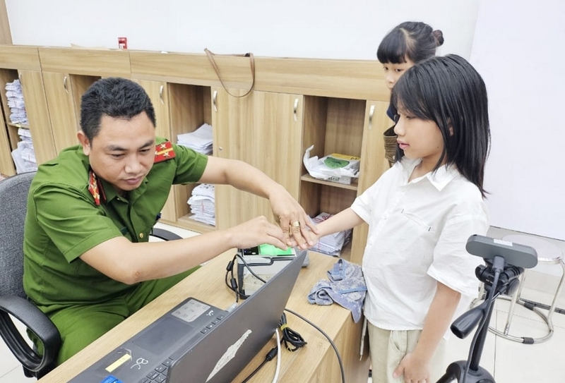 Thủ tục làm thẻ Căn cước cho trẻ em như thế nào?