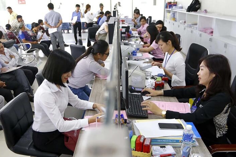 Đối tượng được tham gia thi công chức