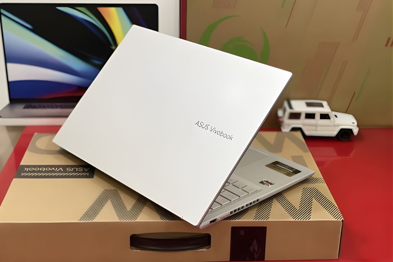 Thiết kế của laptop Asus Vivobook 16X