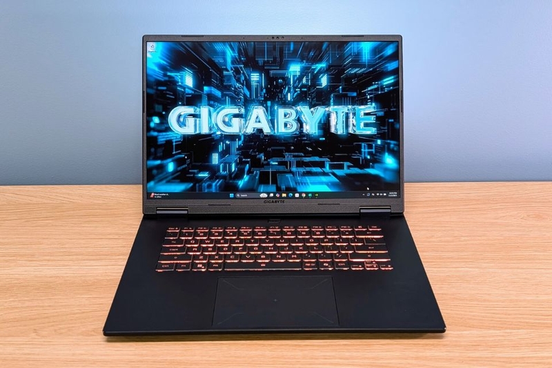 Thiết kế laptop