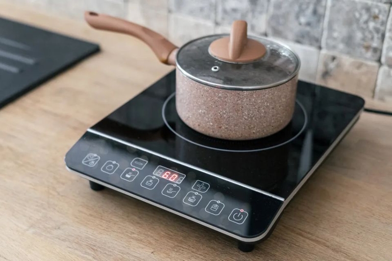 Ti&ecirc;u ch&iacute; chọn bếp từ gi&aacute; rẻ