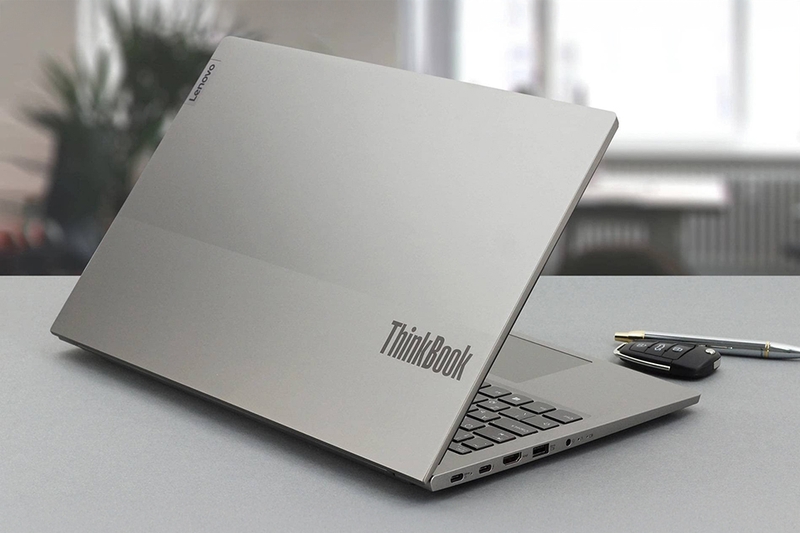 Hiệu năng mạnh mẽ với các dòng vi xử lý mới nhất từ Intel và AMD