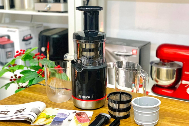 Máy ép chậm Bosch MESM731M